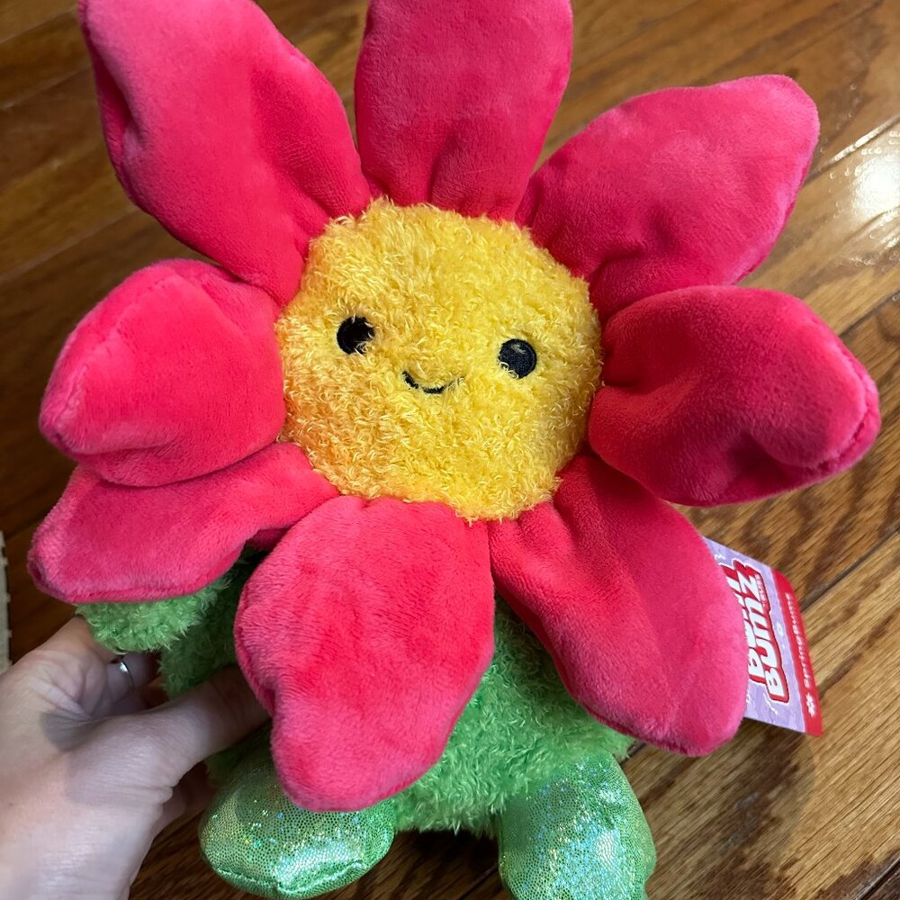 Russ Bum Bumz “Dan” Spring Flower Plush - Picture 7 of 8